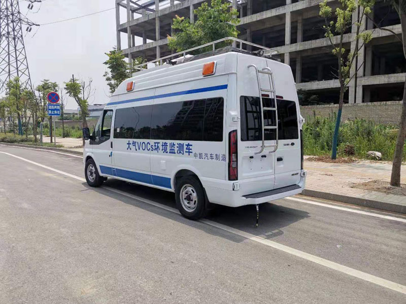 福特V348大气环境监测车